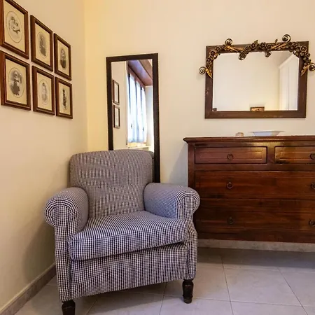 Courrier-house Apartment *